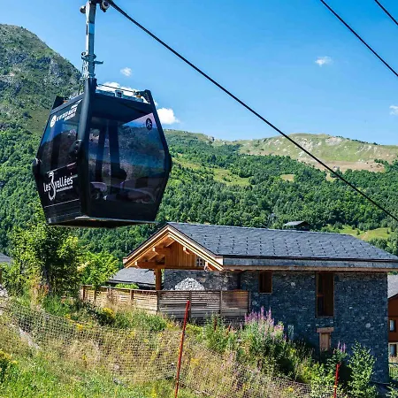Chalet De Luxe Au Pied Des Pistes Avec Jacuzzi Et Parking Chalet